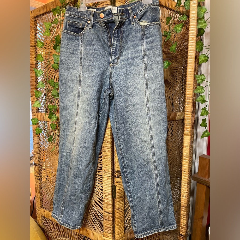 Vintage Straight 90s Style Jeans SIZE 8